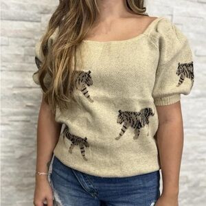BIBI SHORT SLEEVE TIGER SWEATER